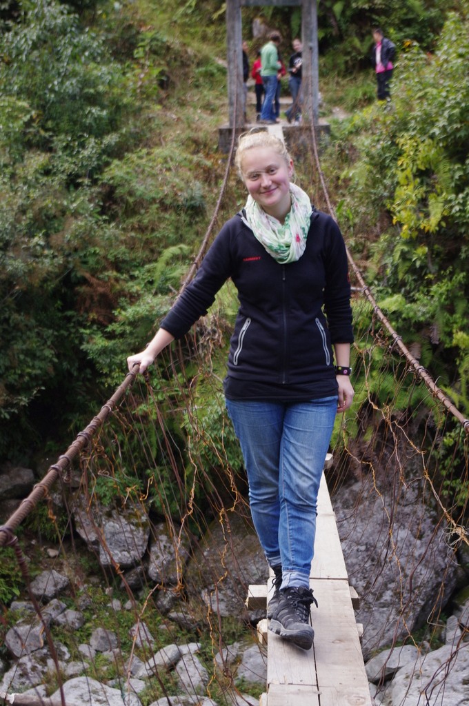 Helen auf der Abenteuerbrücke